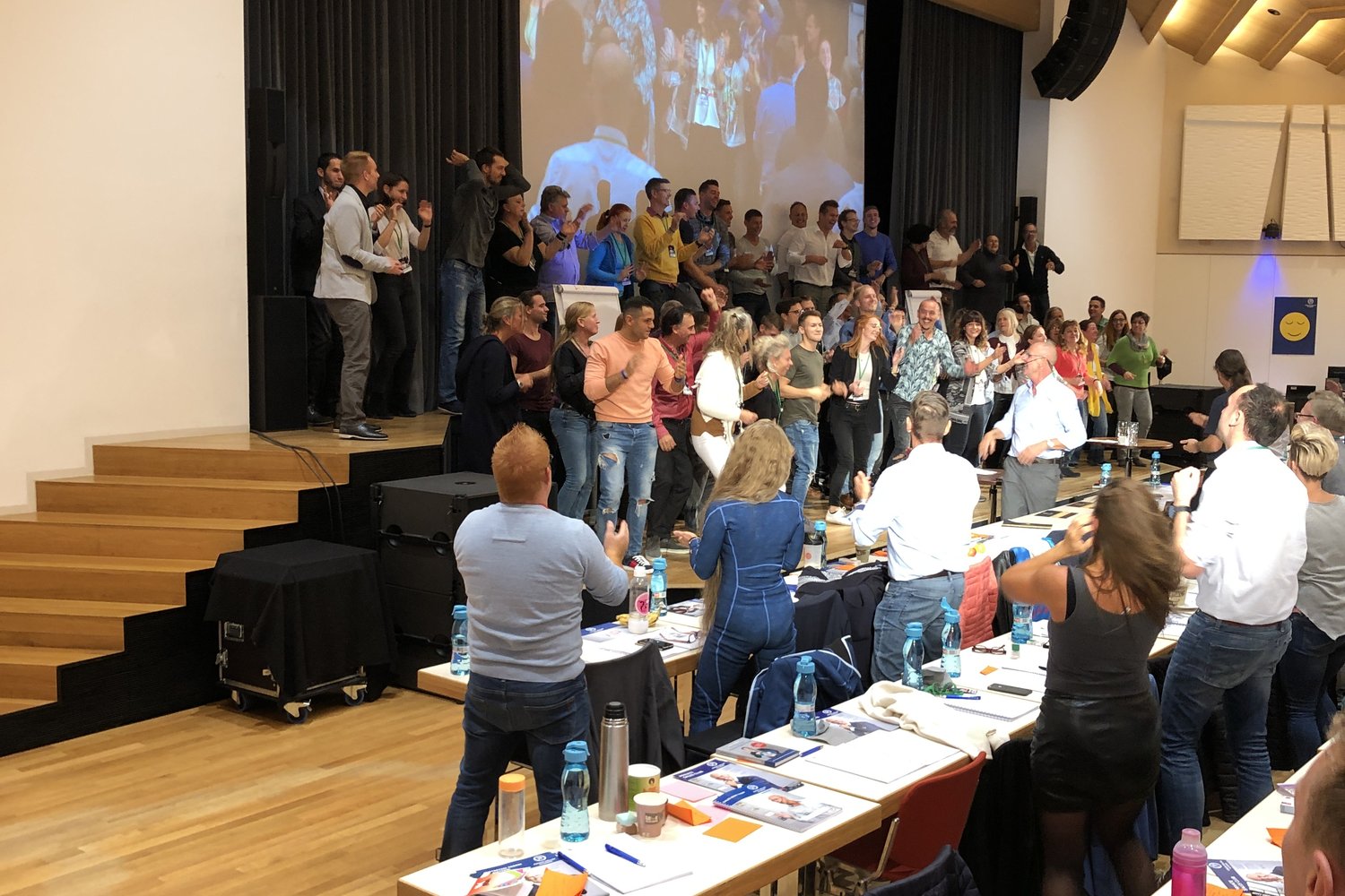 Loading 2019 / Workshop ...