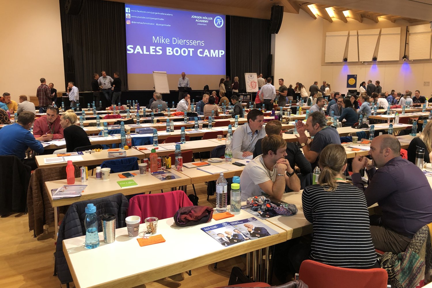 Loading 2019 / Workshop ...