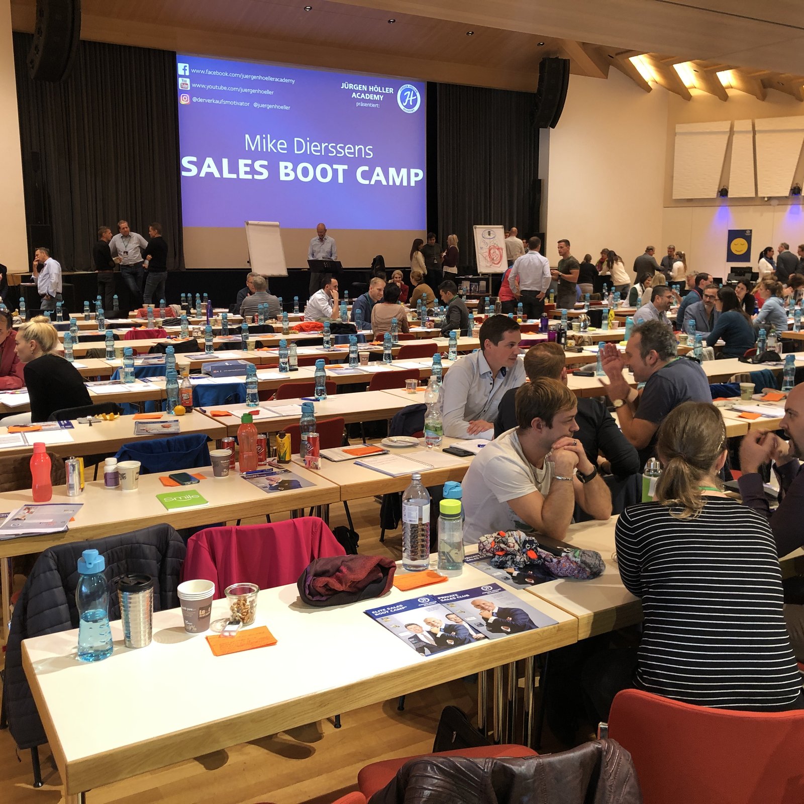 Loading 2019 / Workshop ...